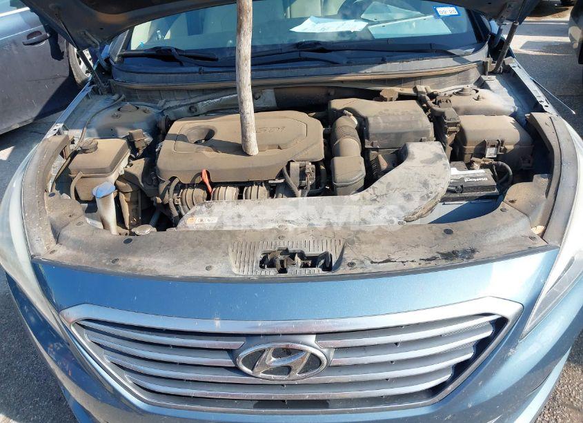 Photo 10 of 2015 Hyundai Sonata SE (VIN 5NPE24AF7FH218135)