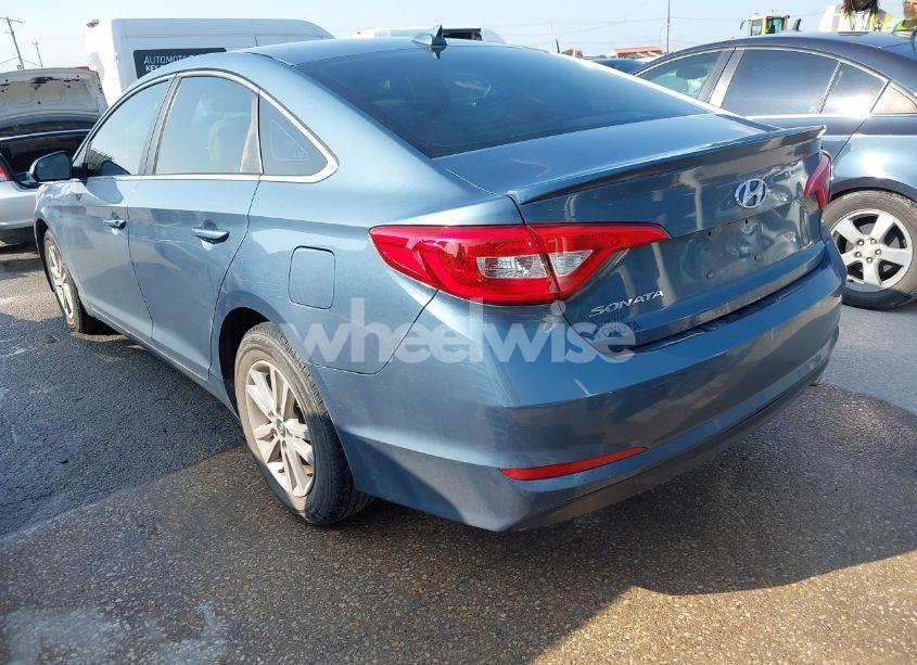 Photo 3 of 2015 Hyundai Sonata SE (VIN 5NPE24AF7FH218135)