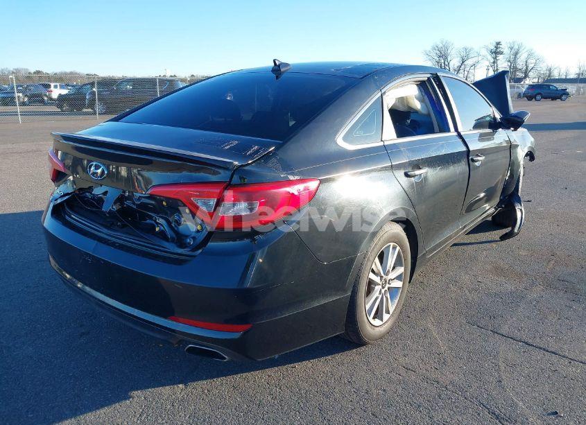 Photo 4 of 2015 Hyundai Sonata SE (VIN 5NPE24AF7FH219477)