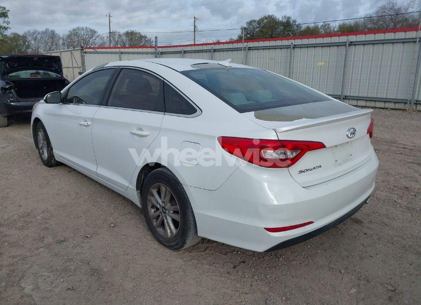 Photo 3 of 2015 Hyundai Sonata SE (VIN 5NPE24AF7FH225196)