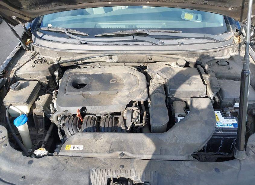 Photo 10 of 2015 Hyundai Sonata SE (VIN 5NPE24AF7FH232410)