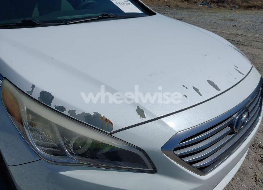 Photo 6 of 2015 Hyundai Sonata SE (VIN 5NPE24AF7FH247909)