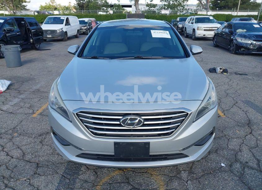 Photo 12 of 2015 Hyundai Sonata SE (VIN 5NPE24AF7FH250289)