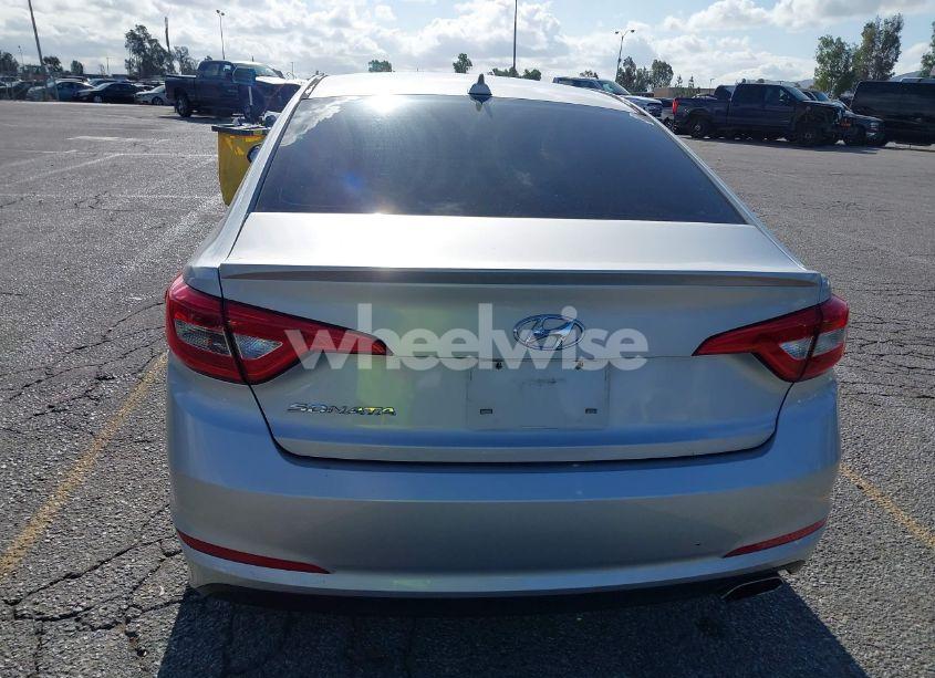 Photo 16 of 2015 Hyundai Sonata SE (VIN 5NPE24AF7FH250289)
