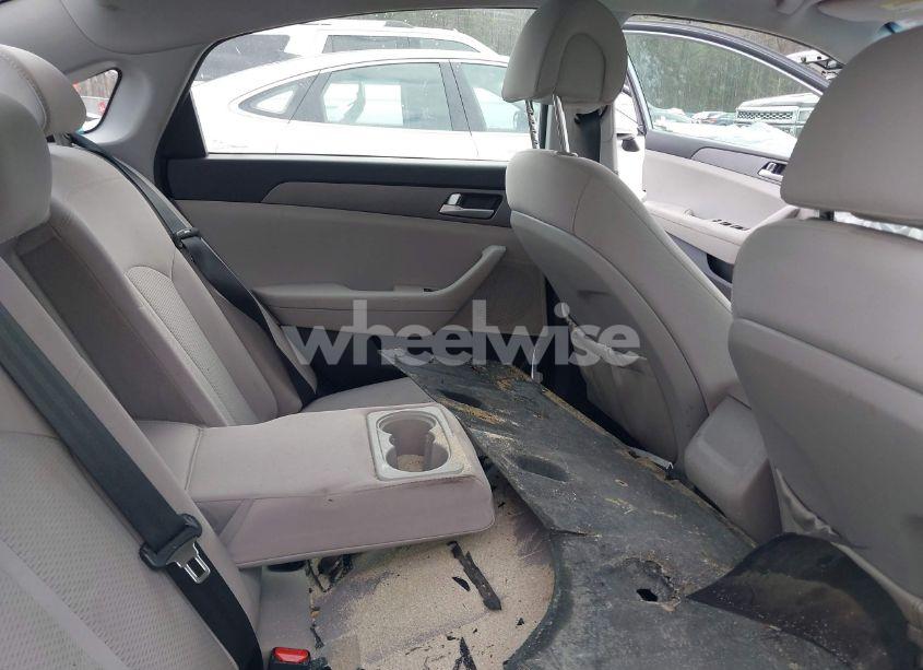 Photo 7 of 2015 Hyundai Sonata SE (VIN 5NPE24AF7FH251099)