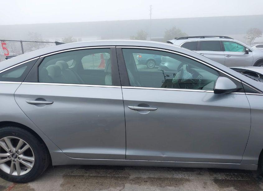 Photo 14 of 2016 Hyundai Sonata SE (VIN 5NPE24AF7GH267806)