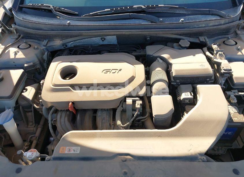 Photo 10 of 2016 Hyundai Sonata SE (VIN 5NPE24AF7GH269393)