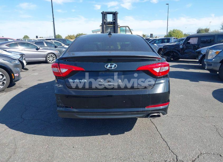 Photo 16 of 2016 Hyundai Sonata SE (VIN 5NPE24AF7GH270513)