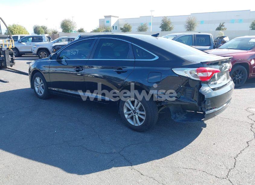 Photo 3 of 2016 Hyundai Sonata SE (VIN 5NPE24AF7GH270513)