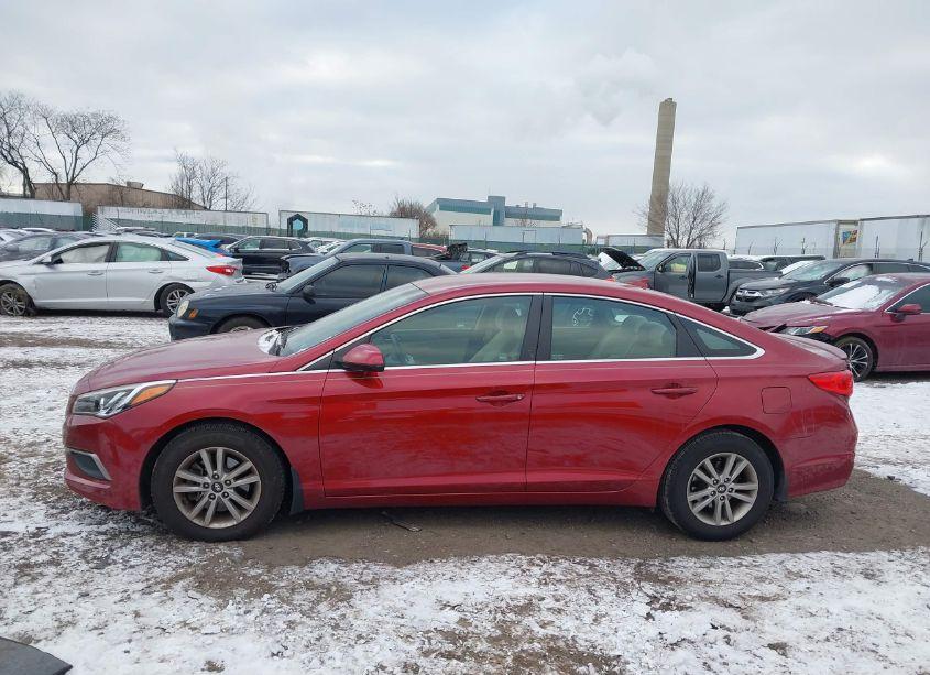 Photo 15 of 2016 Hyundai Sonata SE (VIN 5NPE24AF7GH288641)