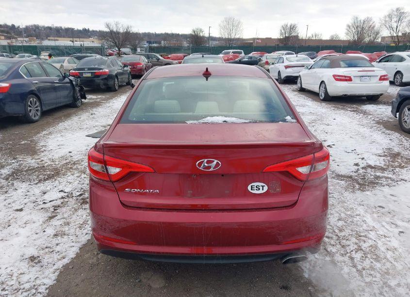Photo 17 of 2016 Hyundai Sonata SE (VIN 5NPE24AF7GH288641)