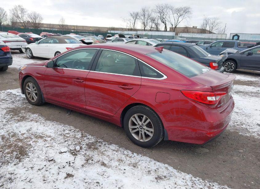 Photo 3 of 2016 Hyundai Sonata SE (VIN 5NPE24AF7GH288641)