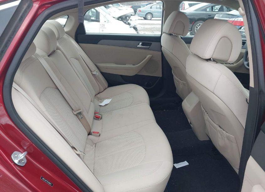 Photo 8 of 2016 Hyundai Sonata SE (VIN 5NPE24AF7GH288641)