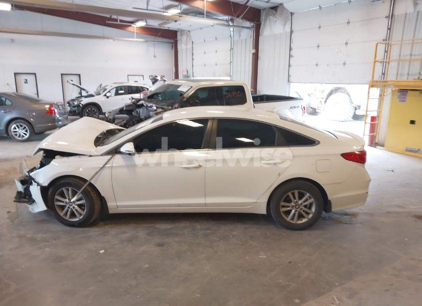 Photo 14 of 2016 Hyundai Sonata SE (VIN 5NPE24AF7GH289675)