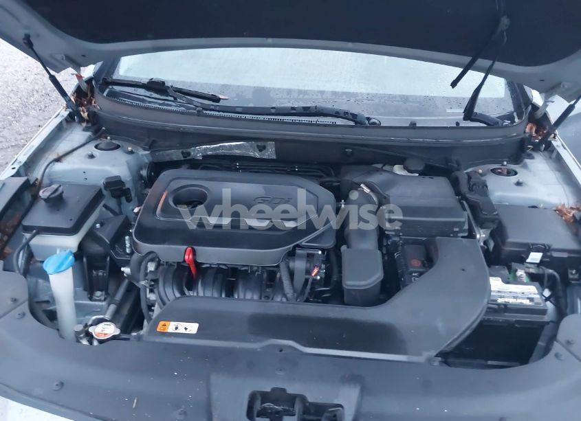 Photo 10 of 2016 Hyundai Sonata SE (VIN 5NPE24AF7GH289790)