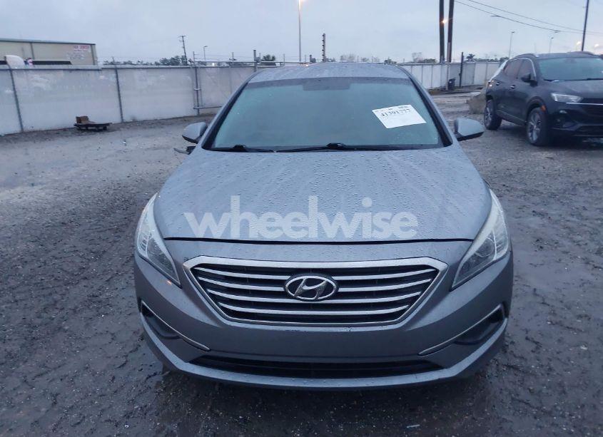 Photo 13 of 2016 Hyundai Sonata SE (VIN 5NPE24AF7GH289790)