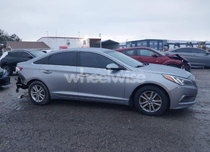 Photo 14 of 2016 Hyundai Sonata SE (VIN 5NPE24AF7GH289790)