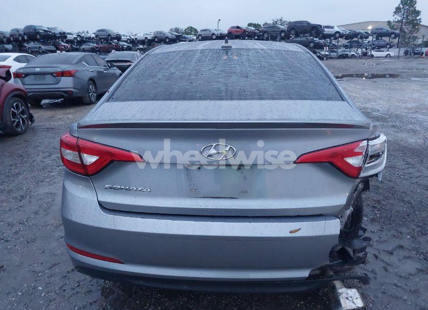 Photo 17 of 2016 Hyundai Sonata SE (VIN 5NPE24AF7GH289790)