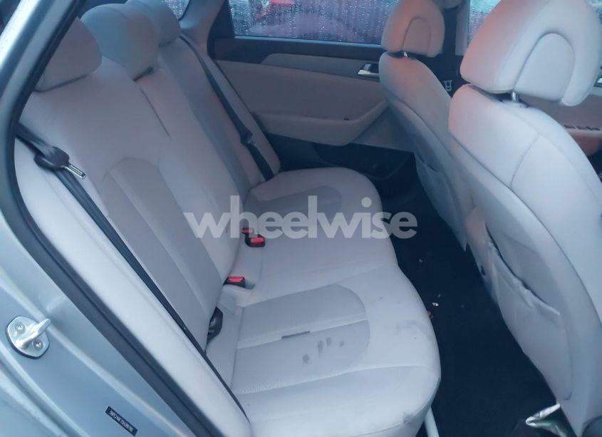 Photo 8 of 2016 Hyundai Sonata SE (VIN 5NPE24AF7GH289790)