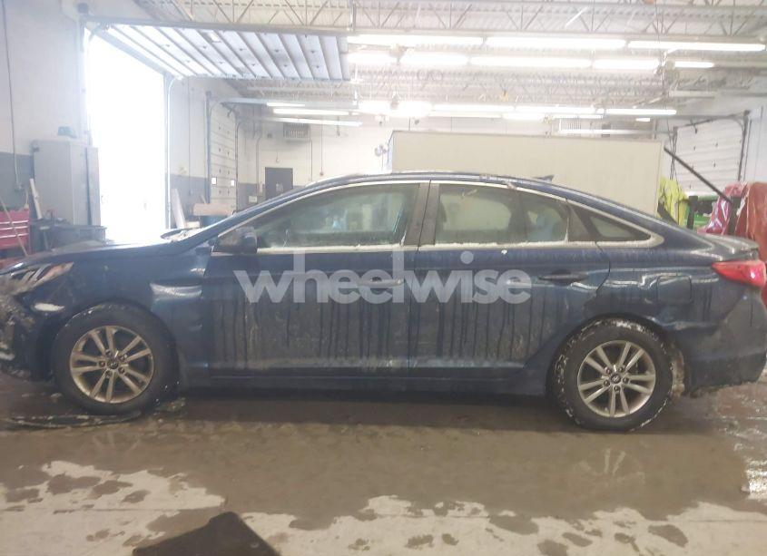 Photo 14 of 2016 Hyundai Sonata SE (VIN 5NPE24AF7GH296187)