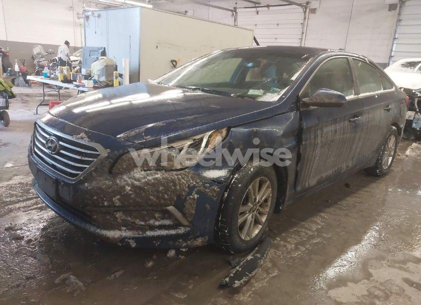 Photo 2 of 2016 Hyundai Sonata SE (VIN 5NPE24AF7GH296187)