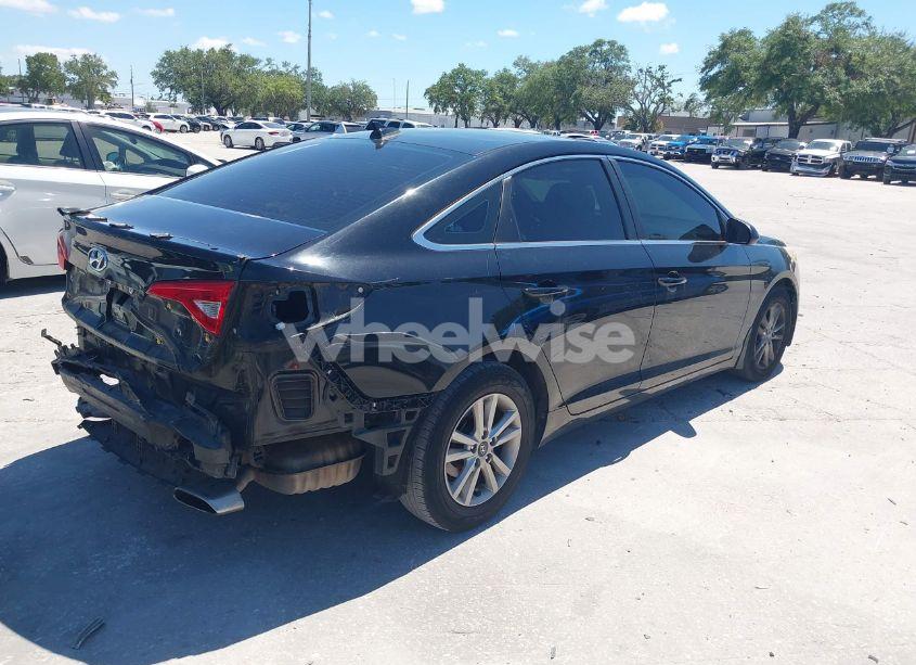 Photo 4 of 2016 Hyundai Sonata SE (VIN 5NPE24AF7GH313389)