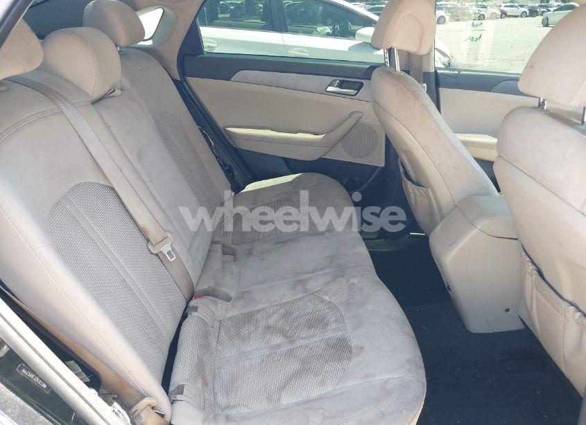 Photo 8 of 2016 Hyundai Sonata SE (VIN 5NPE24AF7GH313389)