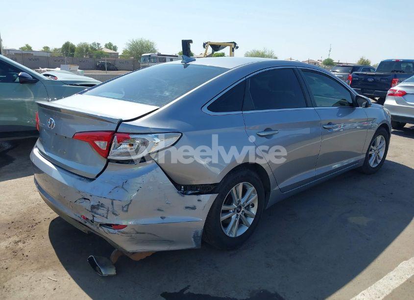 Photo 4 of 2016 Hyundai Sonata SE (VIN 5NPE24AF7GH316535)