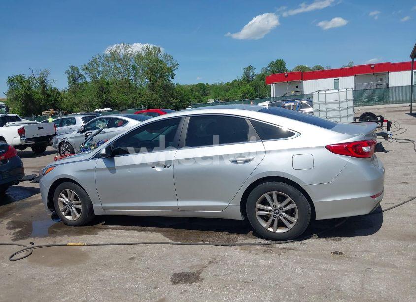 Photo 14 of 2016 Hyundai Sonata SE (VIN 5NPE24AF7GH317488)