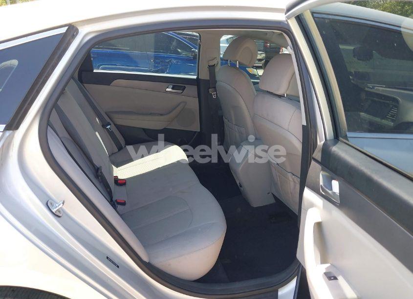 Photo 8 of 2016 Hyundai Sonata SE (VIN 5NPE24AF7GH317488)