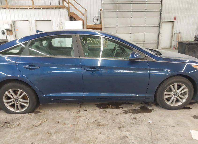 Photo 14 of 2016 Hyundai Sonata SE (VIN 5NPE24AF7GH319239)