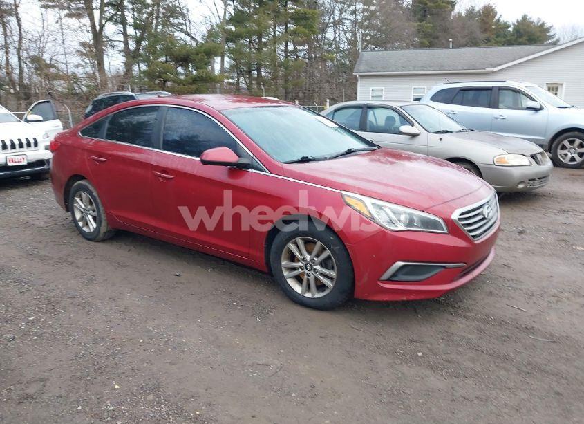 2016 Hyundai Sonata SE (VIN 5NPE24AF7GH322075) main photo