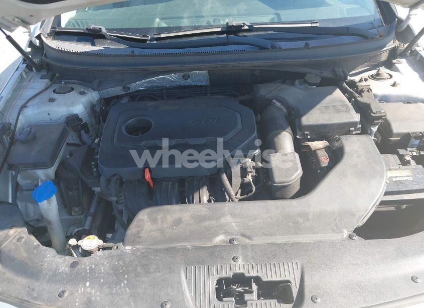 Photo 10 of 2016 Hyundai Sonata SE (VIN 5NPE24AF7GH329365)