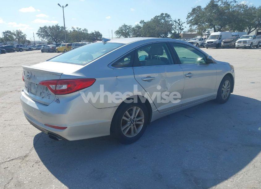 Photo 4 of 2016 Hyundai Sonata SE (VIN 5NPE24AF7GH329365)