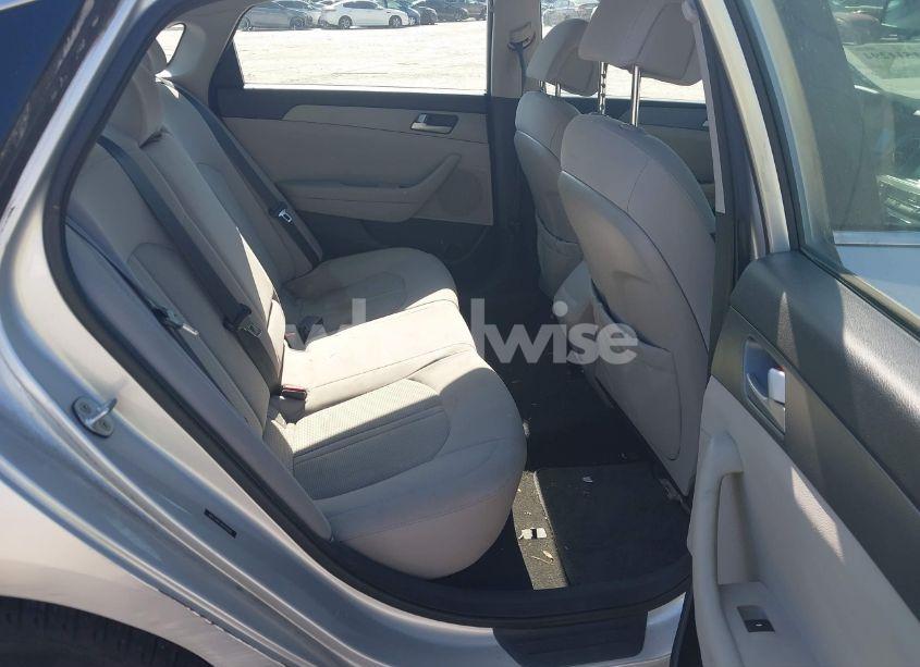 Photo 8 of 2016 Hyundai Sonata SE (VIN 5NPE24AF7GH329365)