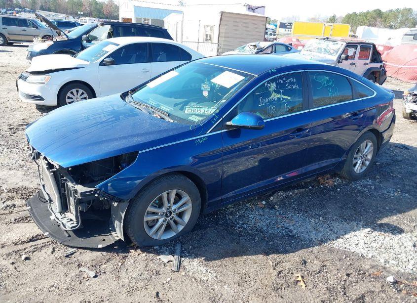 Photo 2 of 2016 Hyundai Sonata SE (VIN 5NPE24AF7GH329916)