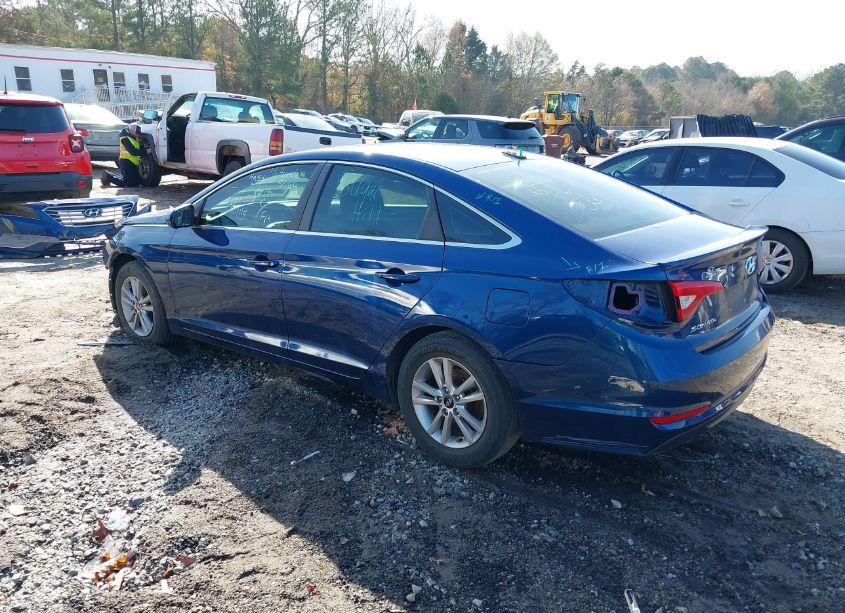Photo 3 of 2016 Hyundai Sonata SE (VIN 5NPE24AF7GH329916)