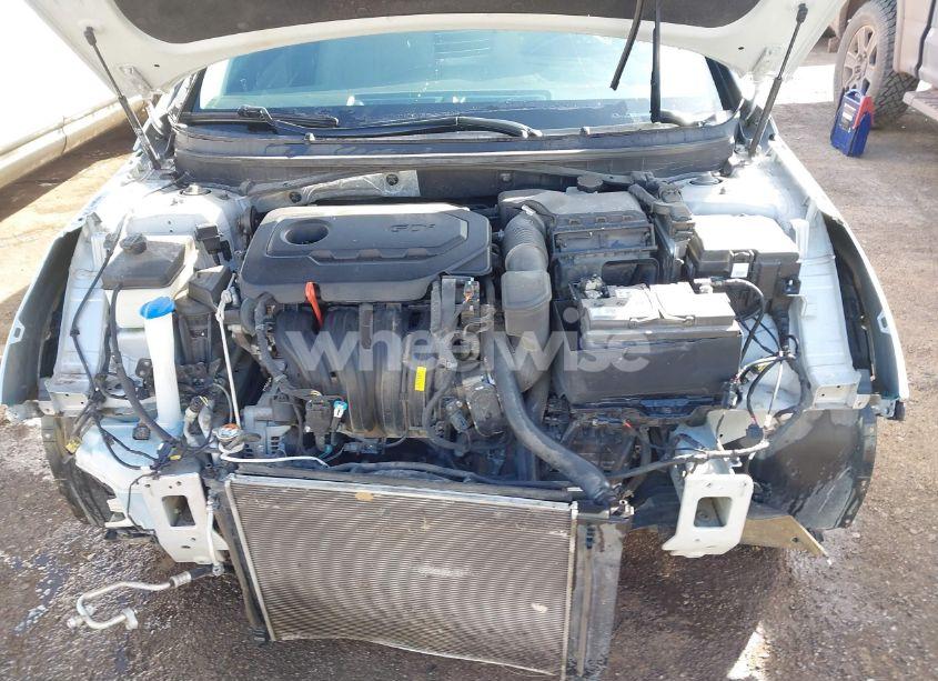 Photo 10 of 2016 Hyundai Sonata SE (VIN 5NPE24AF7GH331083)