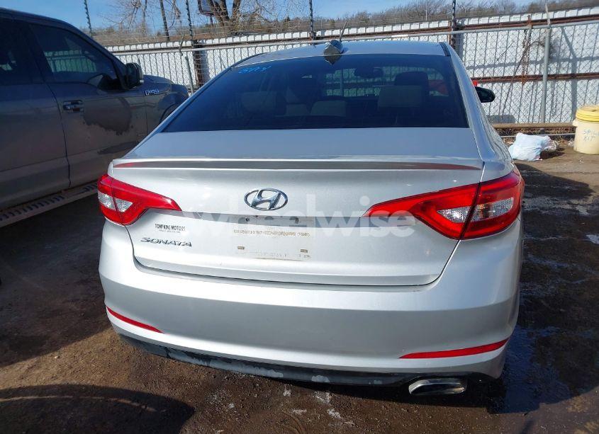 Photo 17 of 2016 Hyundai Sonata SE (VIN 5NPE24AF7GH331083)