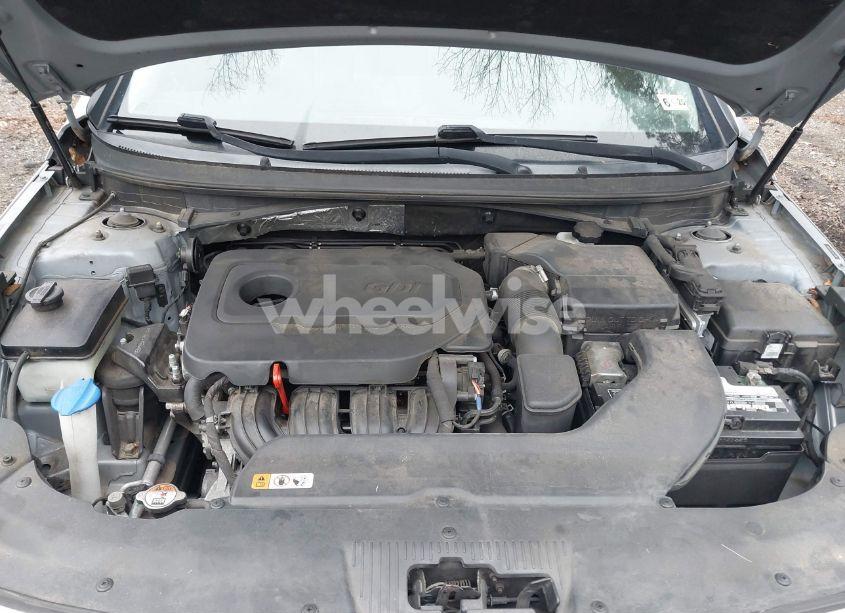 Photo 10 of 2016 Hyundai Sonata SE (VIN 5NPE24AF7GH345646)