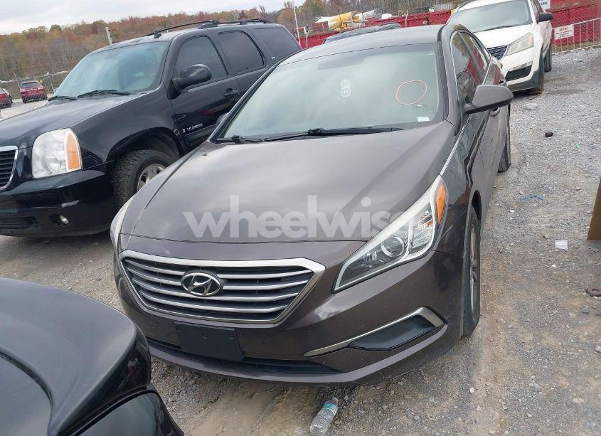 Photo 12 of 2016 Hyundai Sonata SE (VIN 5NPE24AF7GH359546)