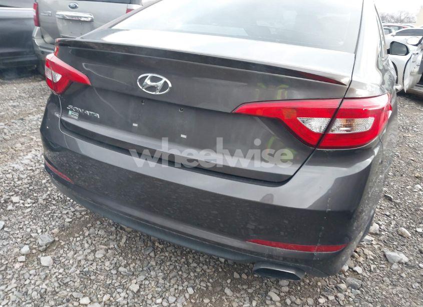 Photo 16 of 2016 Hyundai Sonata SE (VIN 5NPE24AF7GH359546)