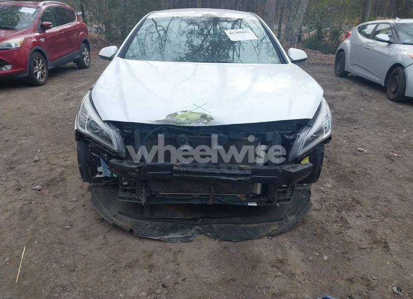Photo 6 of 2016 Hyundai Sonata SE (VIN 5NPE24AF7GH371034)