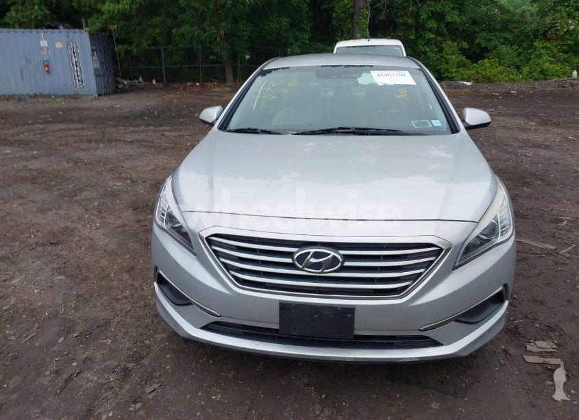 Photo 12 of 2016 Hyundai Sonata SE (VIN 5NPE24AF7GH377089)