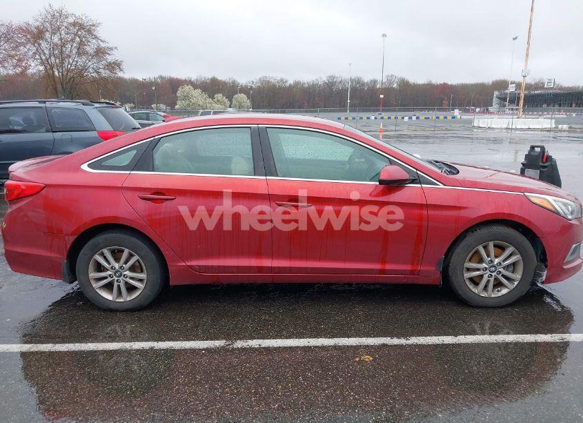 Photo 13 of 2016 Hyundai Sonata SE (VIN 5NPE24AF7GH391820)