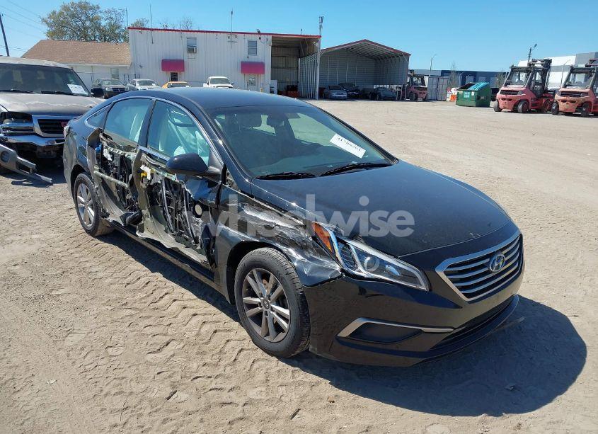 2016 Hyundai Sonata SE (VIN 5NPE24AF7GH408325) main photo