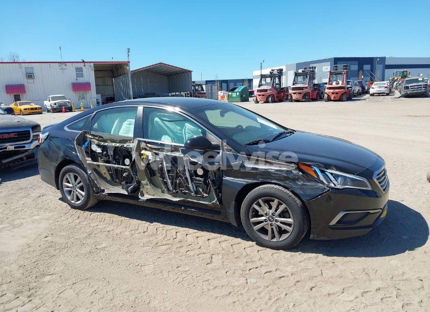 Photo 13 of 2016 Hyundai Sonata SE (VIN 5NPE24AF7GH408325)