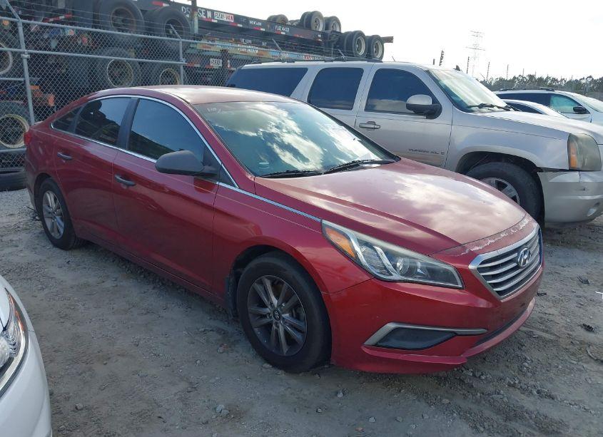 2016 Hyundai Sonata SE (VIN 5NPE24AF7GH431006) main photo