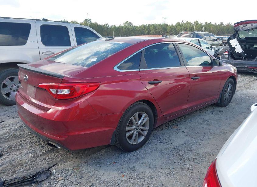 Photo 4 of 2016 Hyundai Sonata SE (VIN 5NPE24AF7GH431006)