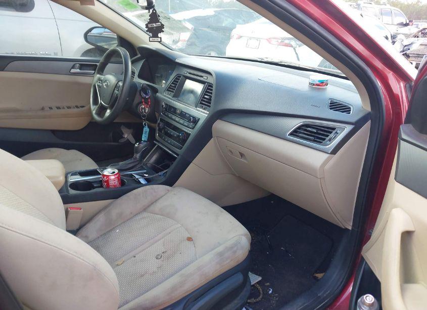 Photo 5 of 2016 Hyundai Sonata SE (VIN 5NPE24AF7GH431006)